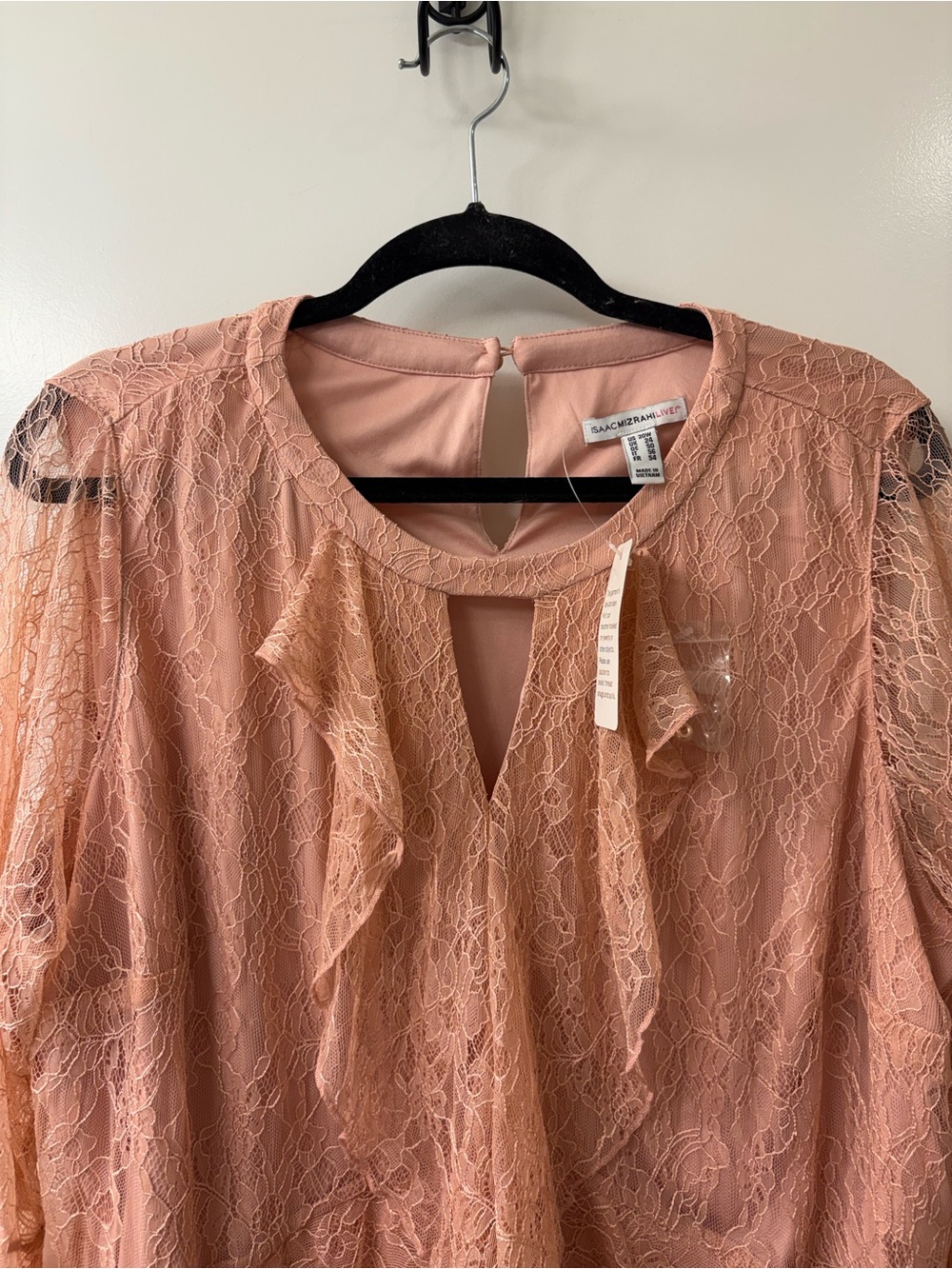 NWT ISAAC MIZRAHI LIVE! BLUSH PINK CHANTILLY LACE RUFFLE TOP SZ 20W - Picture 3 of 6